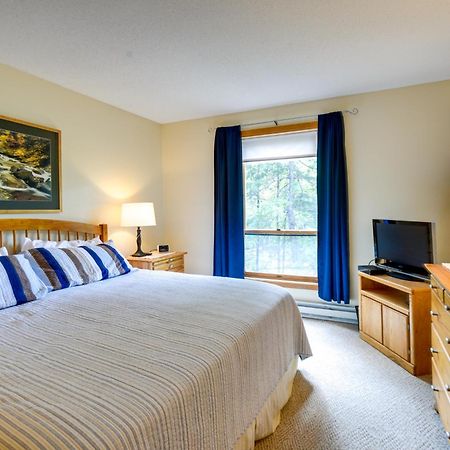 Well-Appointed Lincoln Abode Ski, Swim And Fish! Exterior photo
