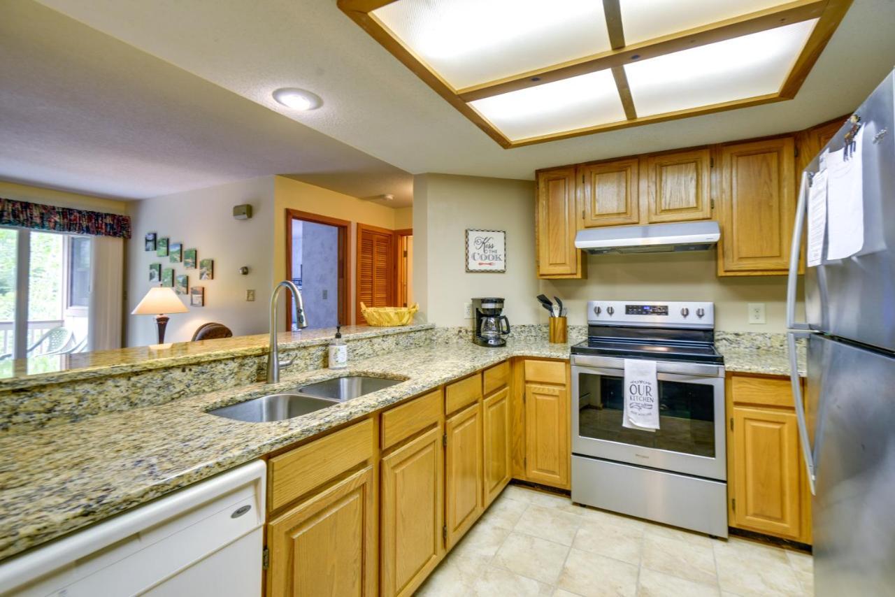 Well-Appointed Lincoln Abode Ski, Swim And Fish! Exterior photo
